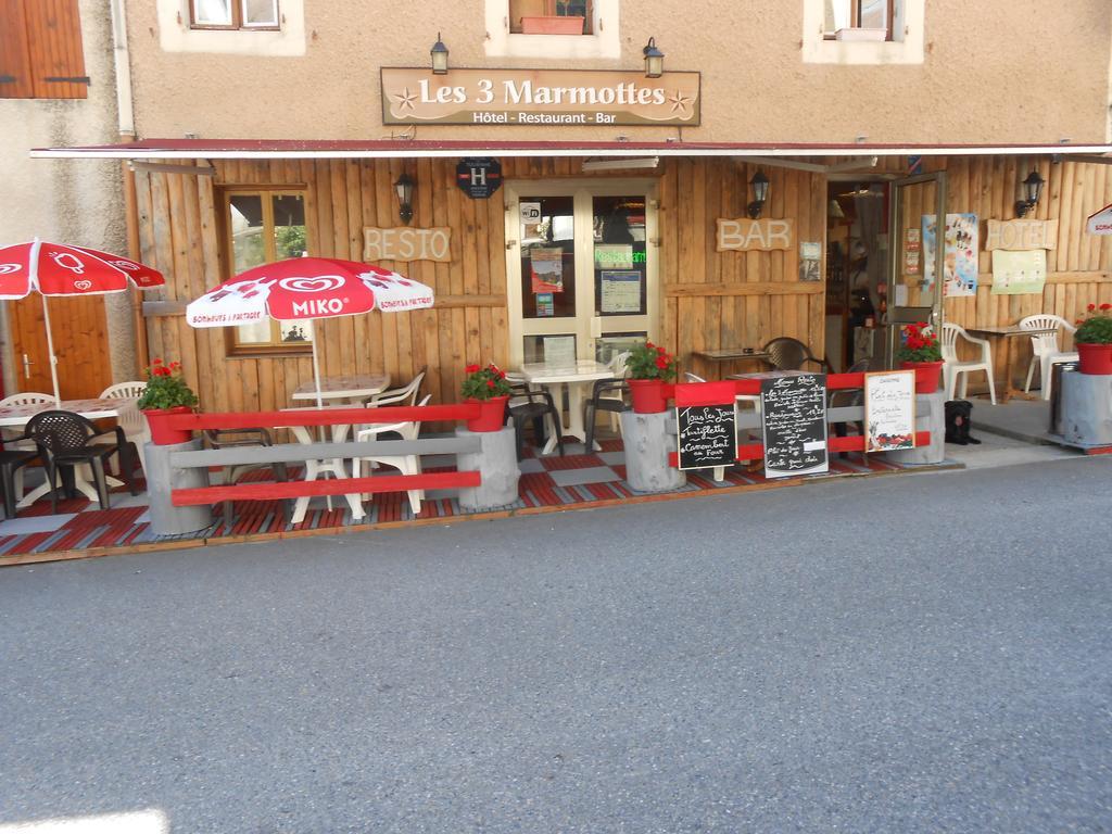 Les 3 Marmottes Otel Lus-la-Croix-Haute Dış mekan fotoğraf