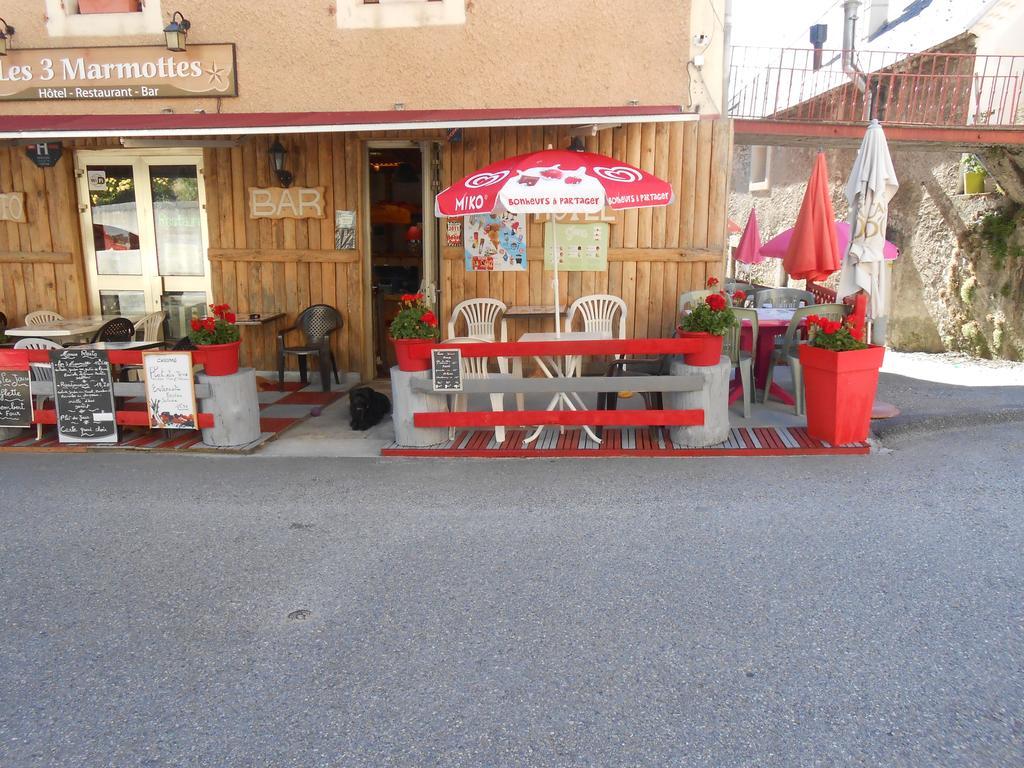 Les 3 Marmottes Otel Lus-la-Croix-Haute Dış mekan fotoğraf